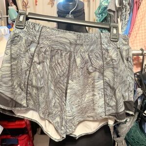 Lululemon Athletica Gray Athletic Shorts Lightweight Elastic Waist